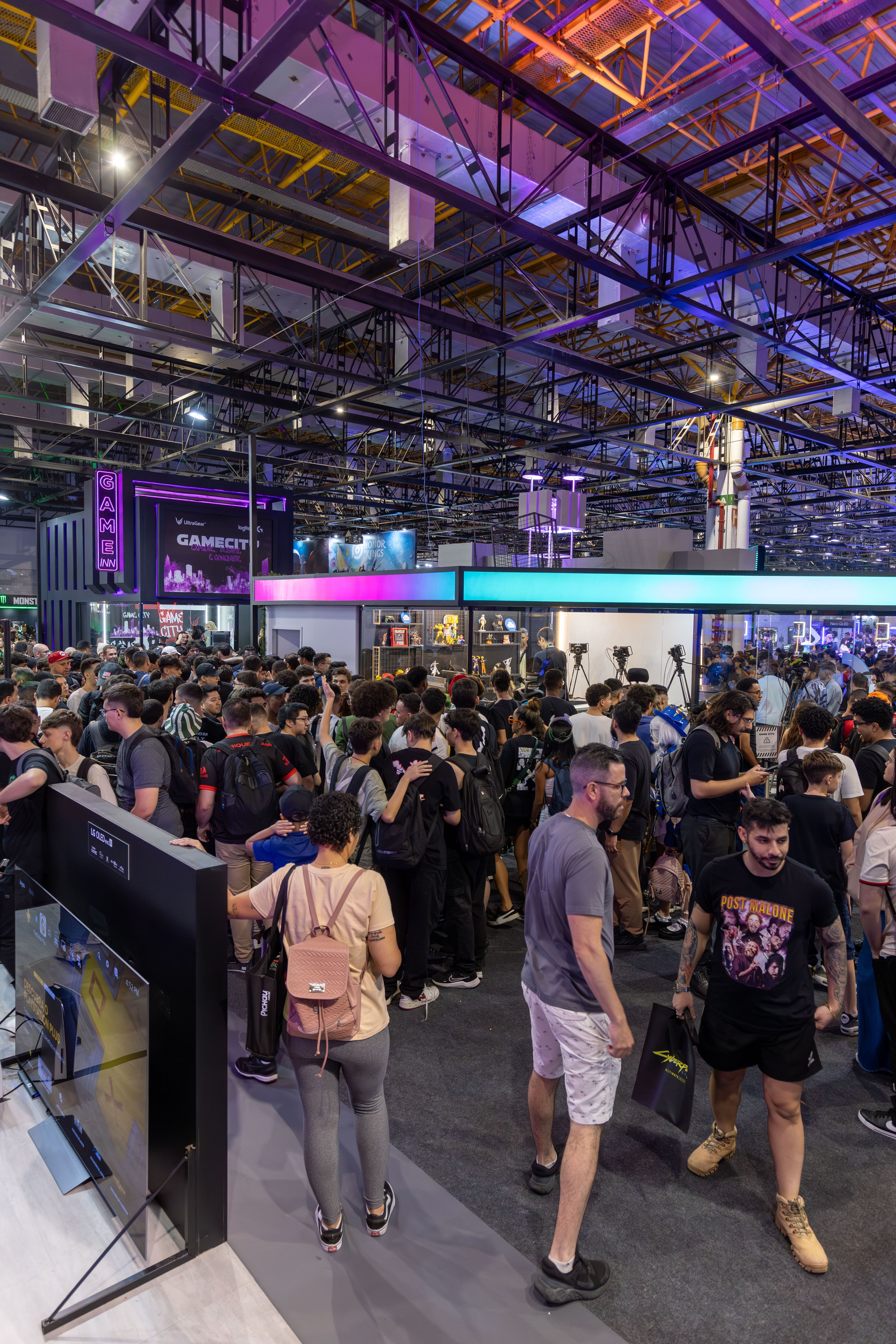 How to Avoid Duties at Trade Shows With an ATA Carnet